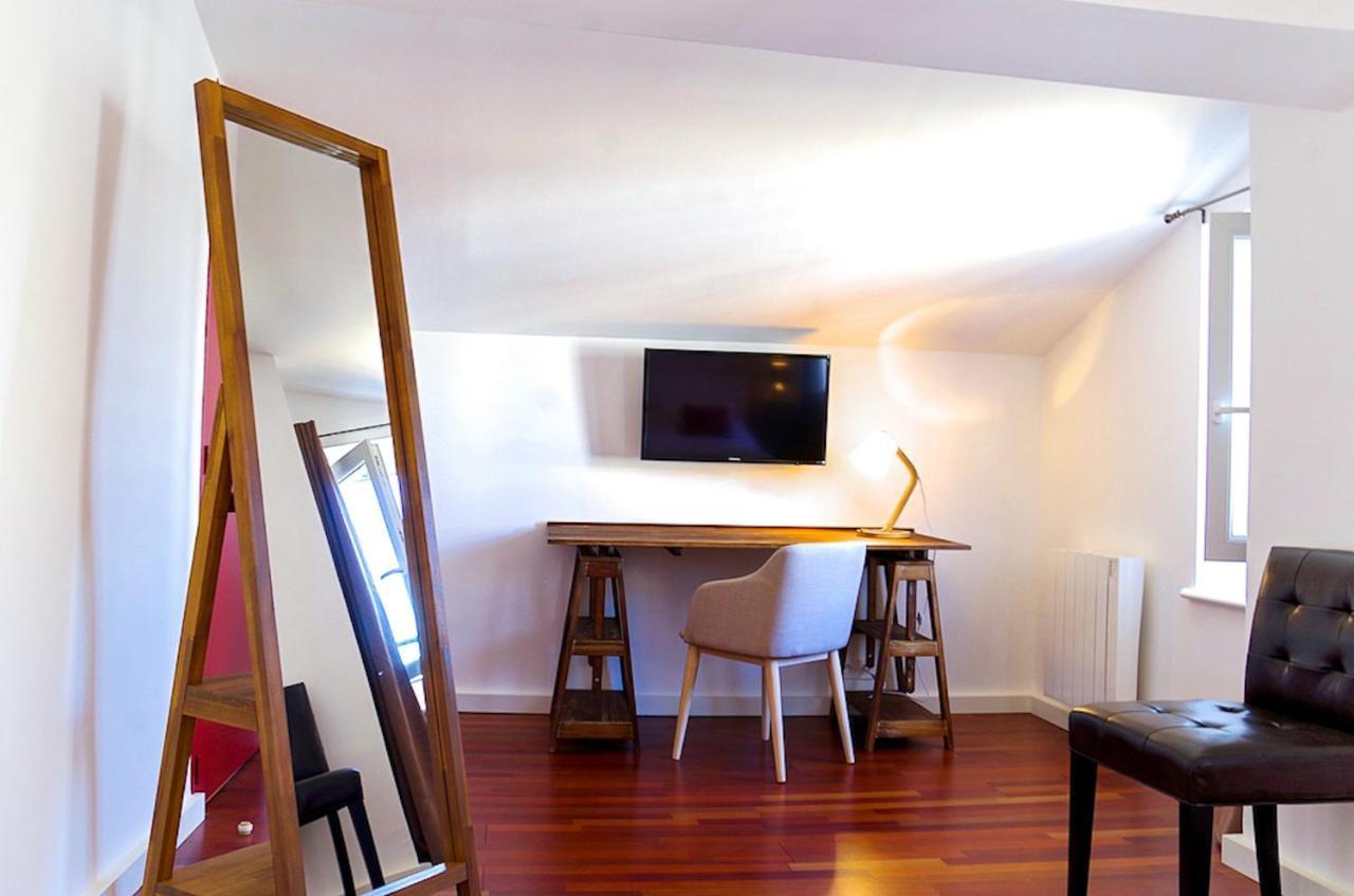 Sainte Catherine - Duplex 1 Chambre Proche Des Boutiques Du Centre Ville Bordeaux Extérieur photo
